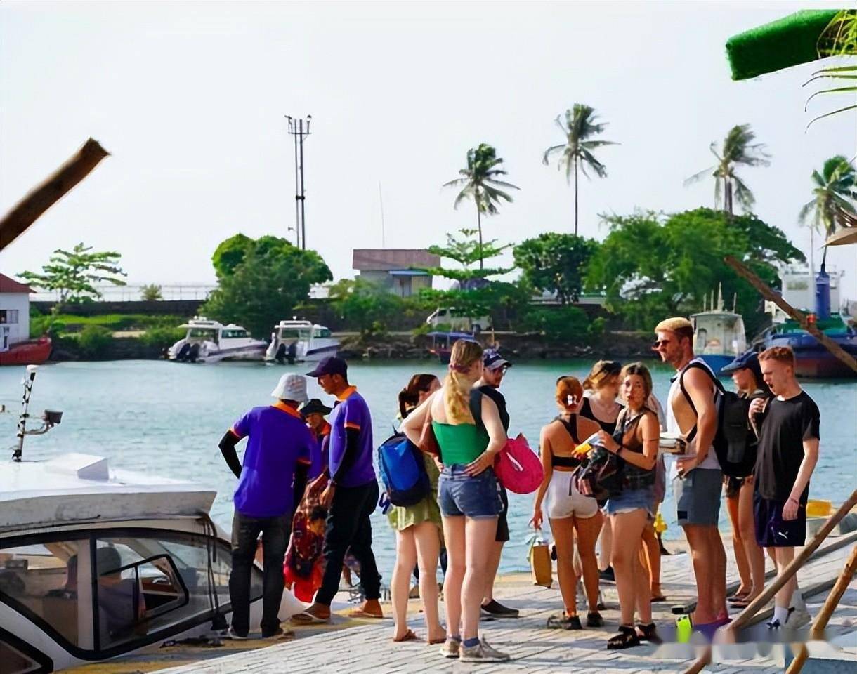他们与柬埔寨西港老城"擦肩而过",节约且不愿意花钱_高龙_中国_旅游