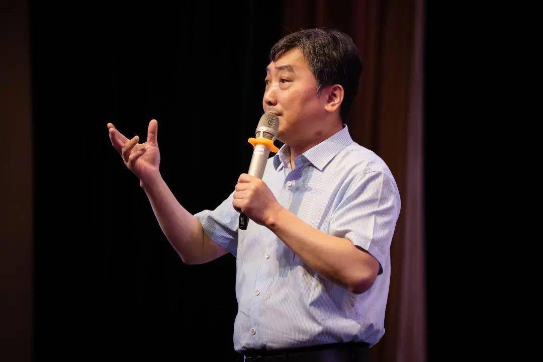 张强教授应广州市番禺区星海青少年宫邀请开展大师课讲座_训练_音乐