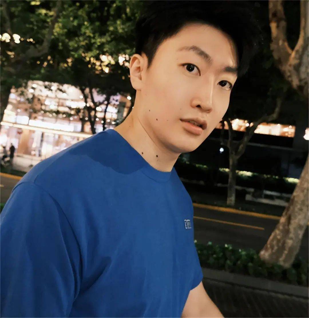 lpl解说席热度不如乌兹二路?