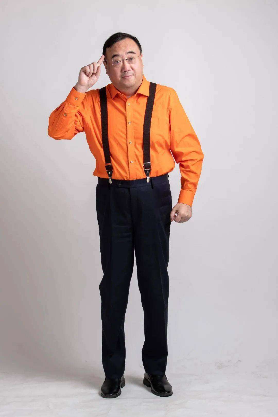 那威1992年,那威在中国棋院首次举行的中日五子棋交流赛中,战胜来访