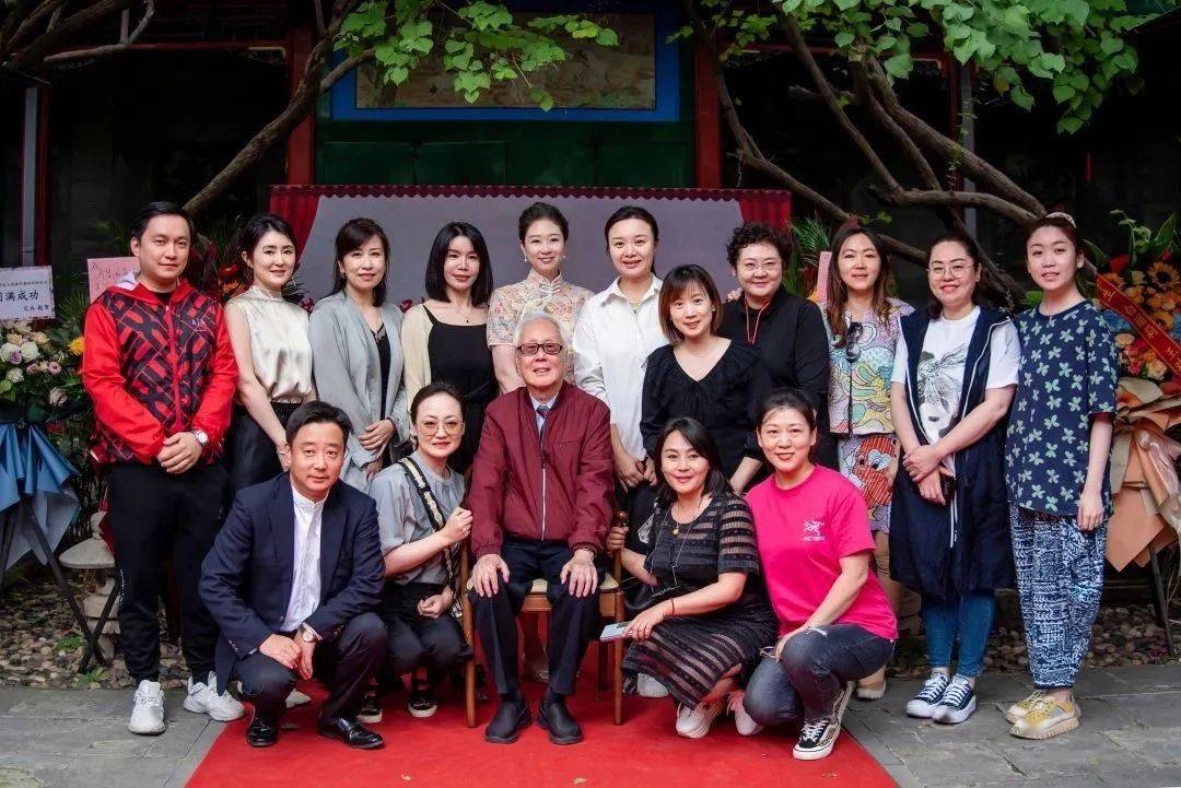 尚门映桃李 师承长清音 著名京剧月琴演奏家尚长贵先生收徒李潇祎拜师