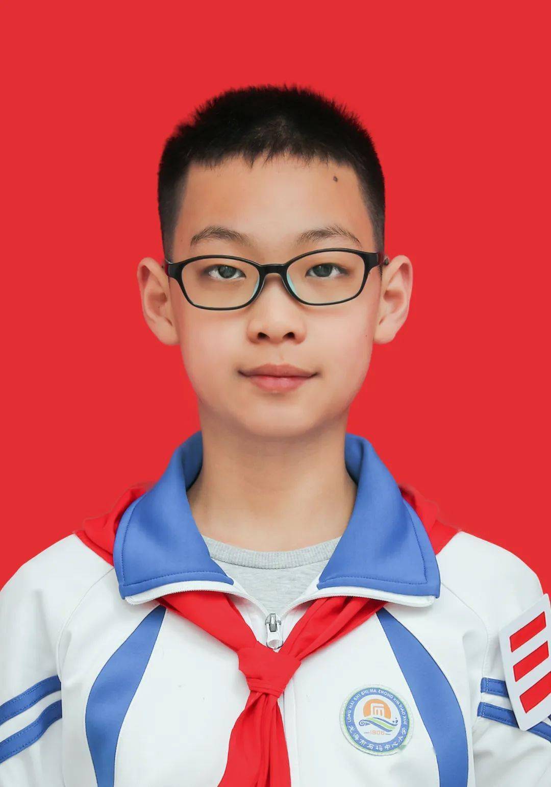 林毅哲,男,汉族,2011年5月出生,漳州市龙海区石码中心小学六年级学生.