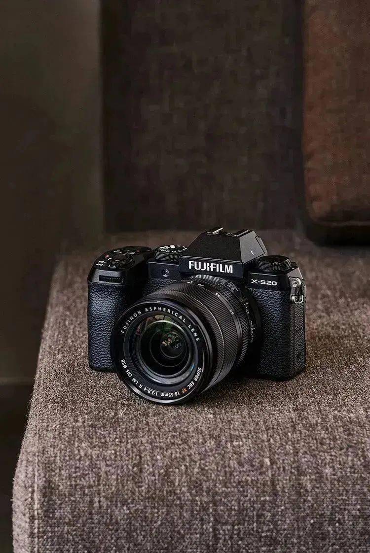 芯绘万象 全新富士胶片无反数码相机x-s20发布