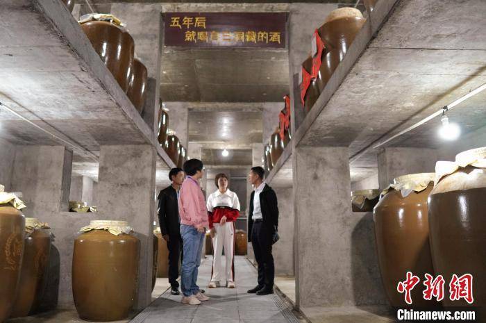 江西安福:传统老白酒酿出乡村振兴"新滋味"_金田乡_刘银芳_酿酒