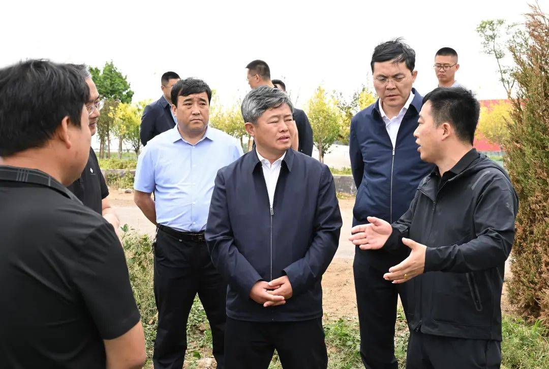 县委副书记,县长杜建中,县人大常委会副主任,县委办