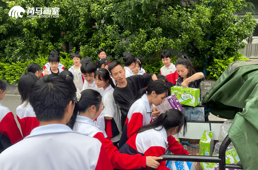 倒计时,荷马老师为即将高考学生助力打气!_画室_重庆_园区