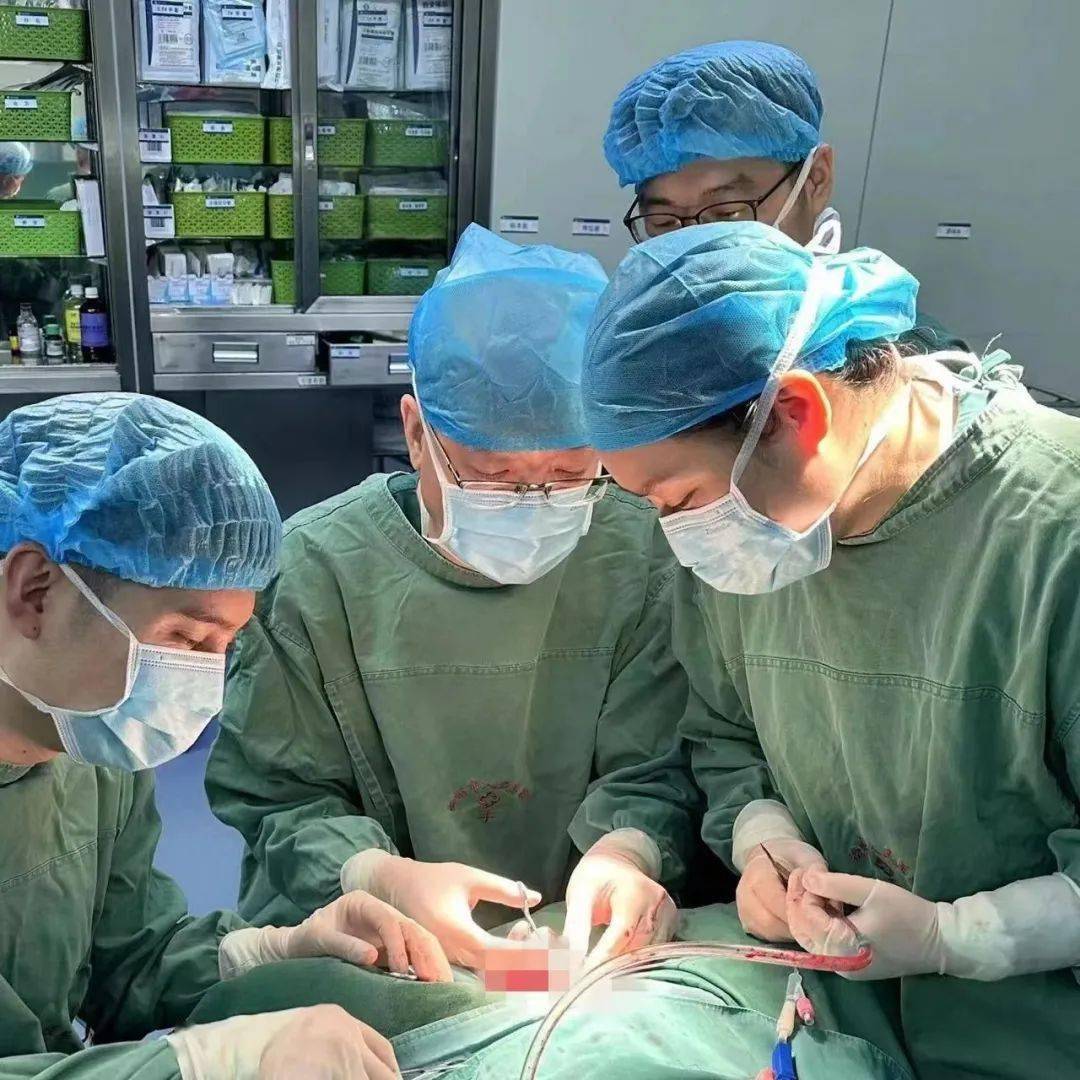 可爱的3岁女儿竟然长出了"小丁丁"!_洋洋_诊断_女孩子