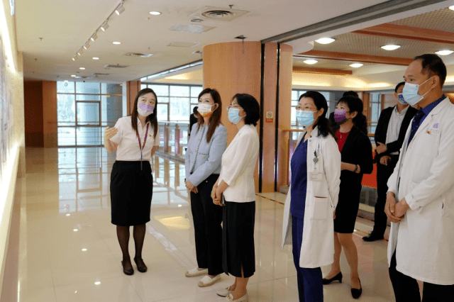 台塑企业管理中心常委王瑞瑜一行参访北京清华长庚医院_发展_医学