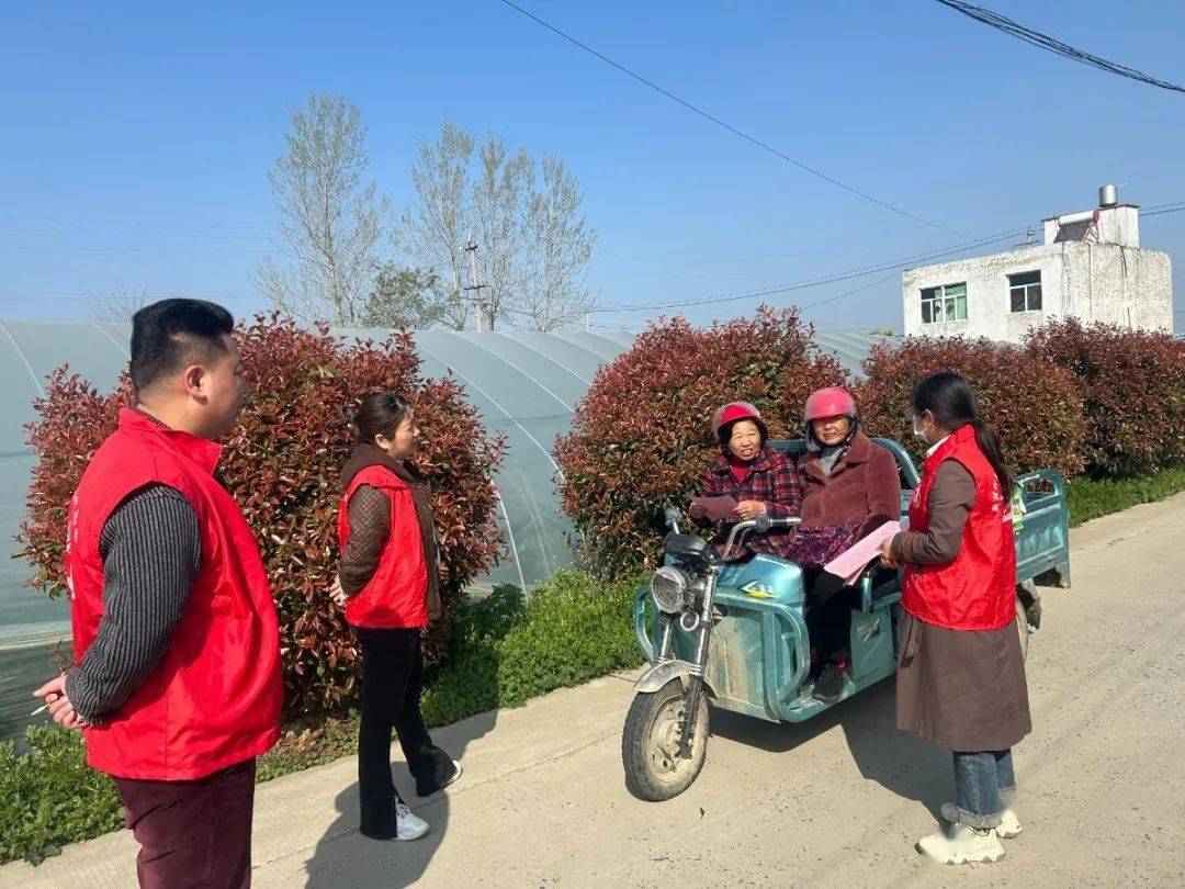 【守法礼让 文明出行】长丰县罗塘乡:持续开展"守法礼让 文明出行"