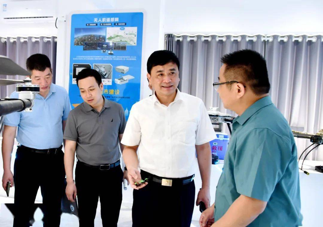 5月25日,福州市委组织部副部长林舫率队莅临高新区调研园区中小企业