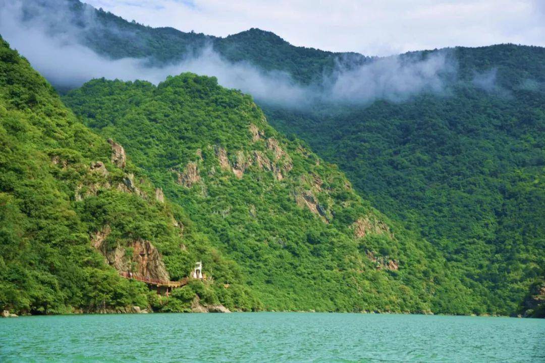 漢中這個夏日遊玩地,瞬間戳中了我的心巴～_棧道_石門_歷史