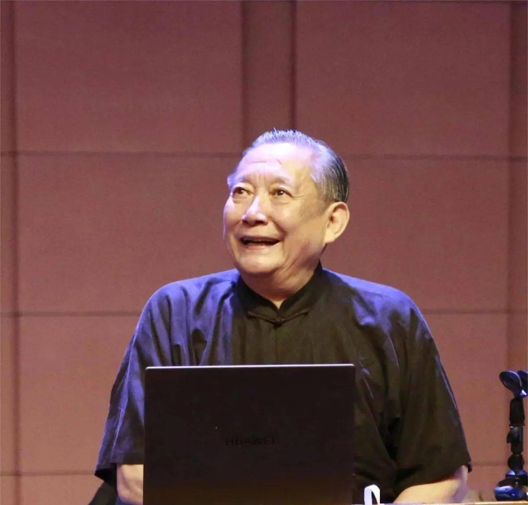 著名舞蹈教育家,北京舞蹈学院学术委员会副主任潘志涛教授来我院讲学