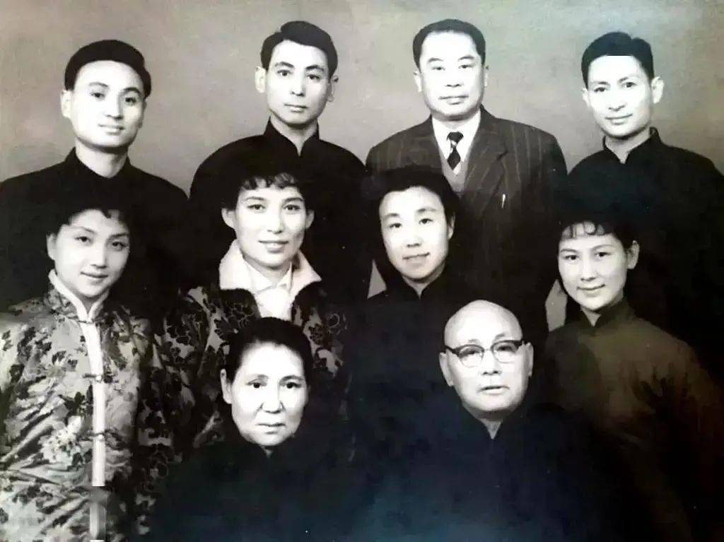 样板戏_京剧_最好的