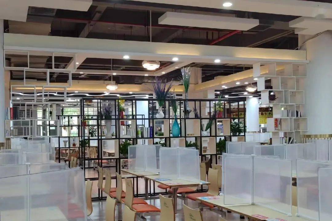 择校菌推出【走进大学序列专题推文】—【广东理工职业学院】,文章