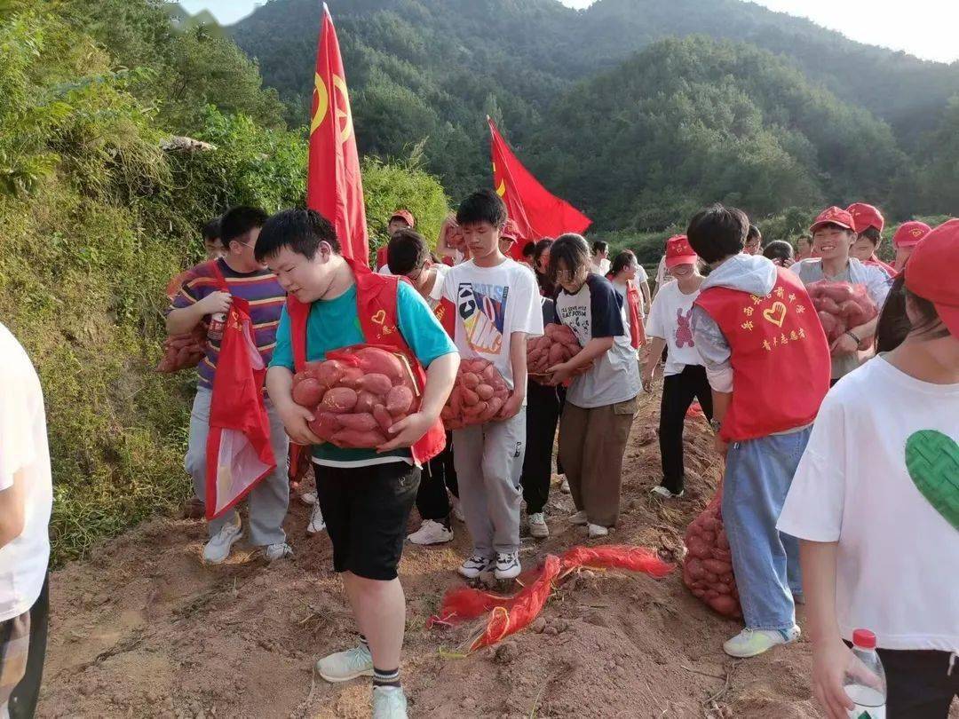 青春榜样 | 安徽省五四红旗团(工)委——岳西县店前中学团委_教育