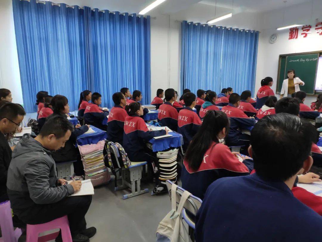 洮阳初中教育集团总校组织开展送教送培教学督导活动_课堂_集团化