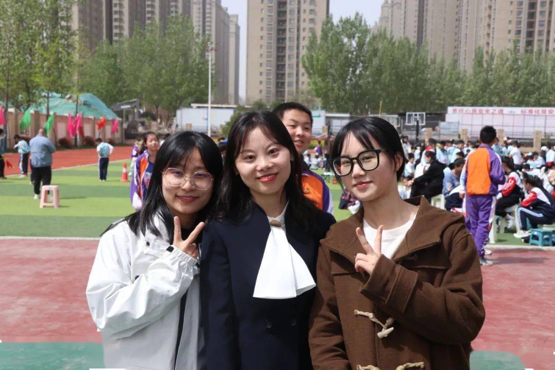 西安市浐灞第四小学教师招聘_教育_科学研究部_发展