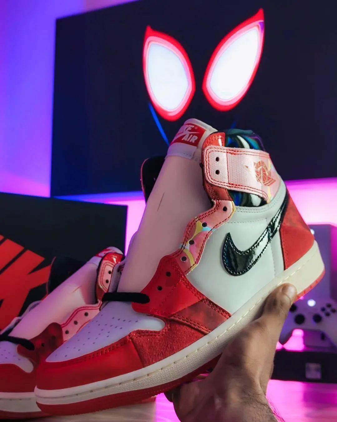 甚至不少鞋友还因为snkrs发售期间都出现故障导致没