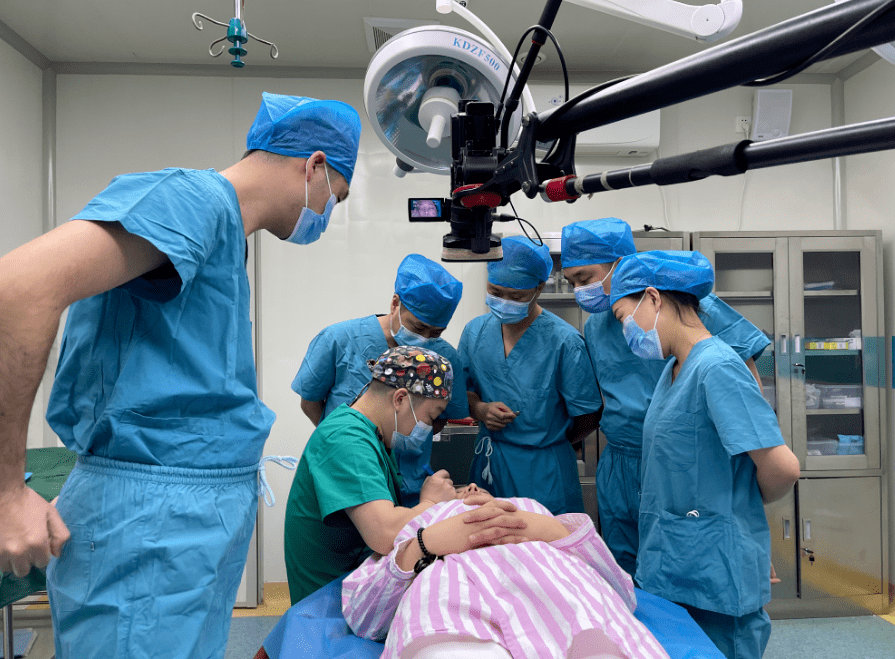 专访方涛院长:医美医生要具鹰眼,柔手和仁心_整形_手术_三字经