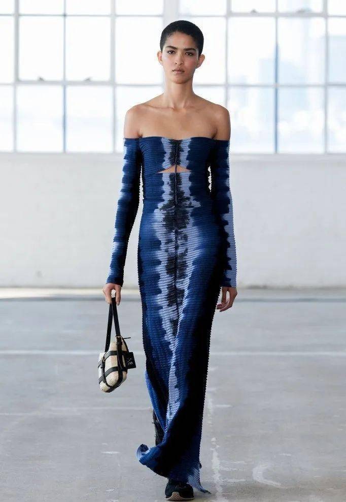 古老工艺迸发时尚新机 | 缤纷扎染,美出天际