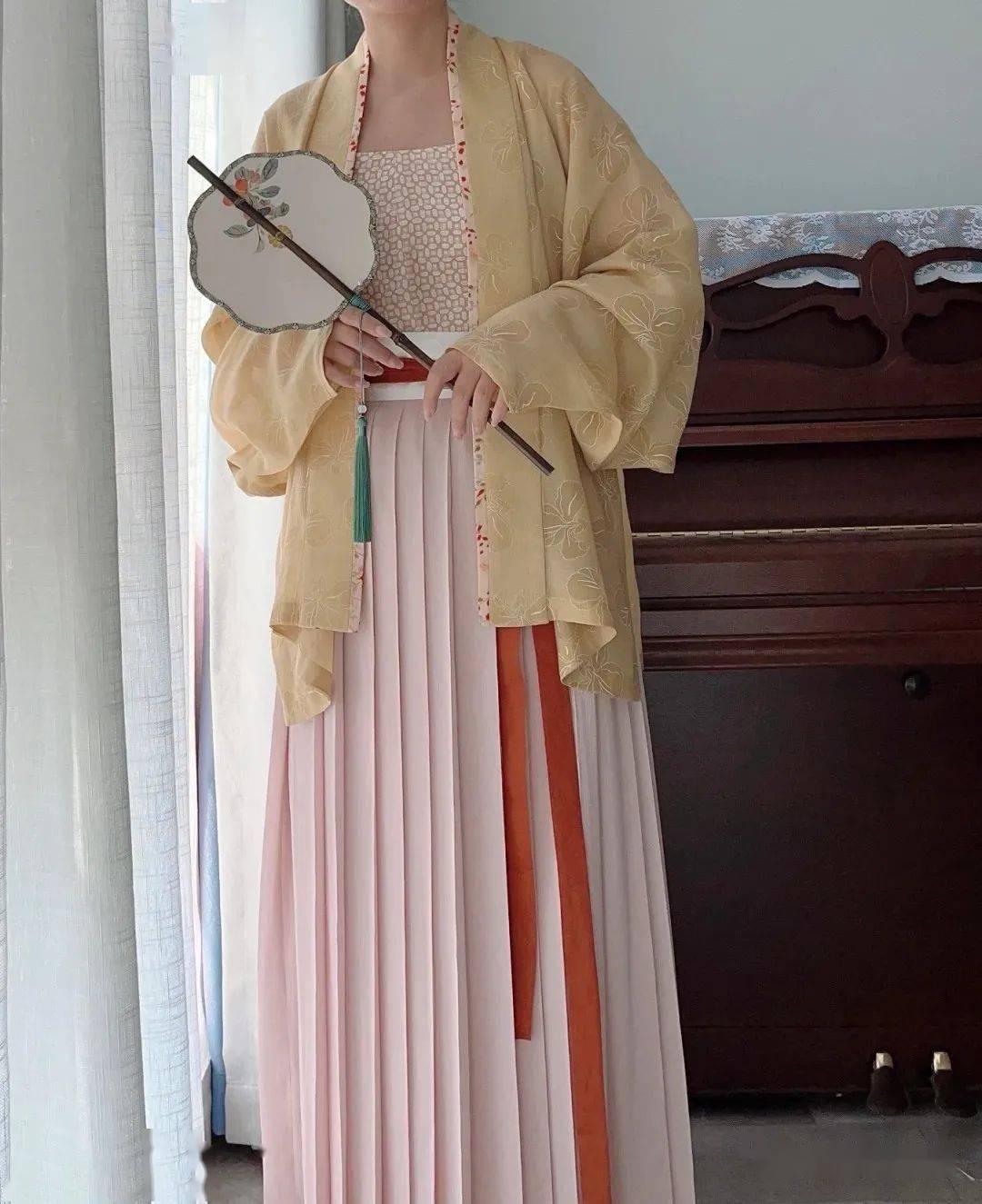 认识唐装和汉服_唐代_复兴_传统