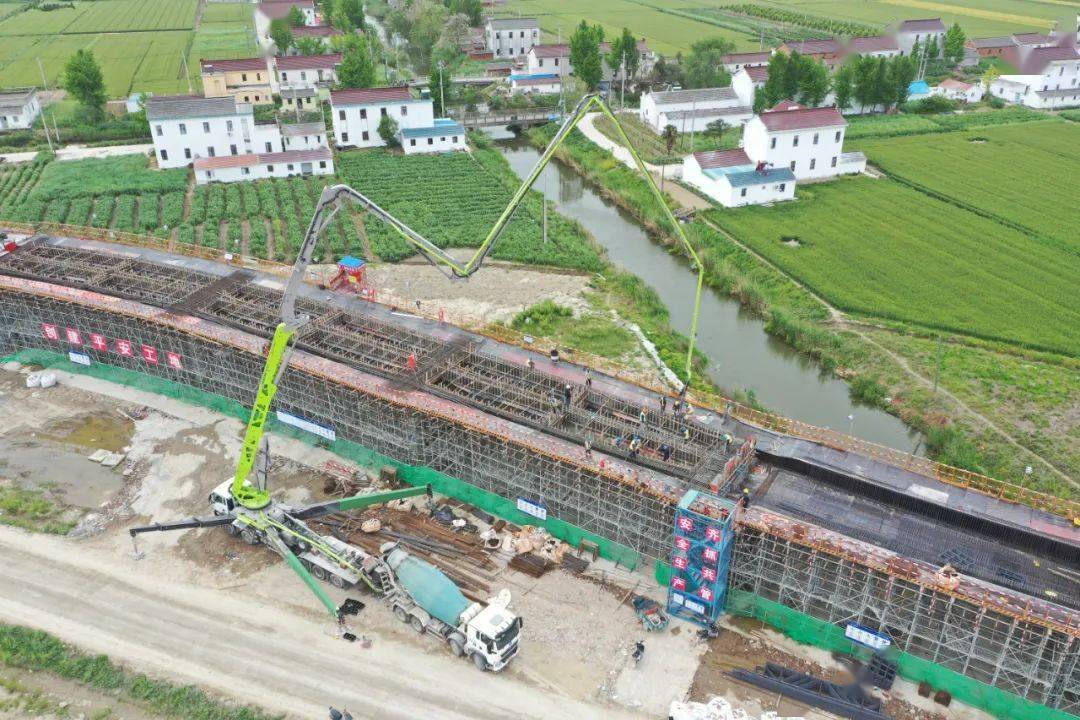 东兴高速加快推进经十路跨川东港大桥建成通车振兴路跨通榆河大桥9条