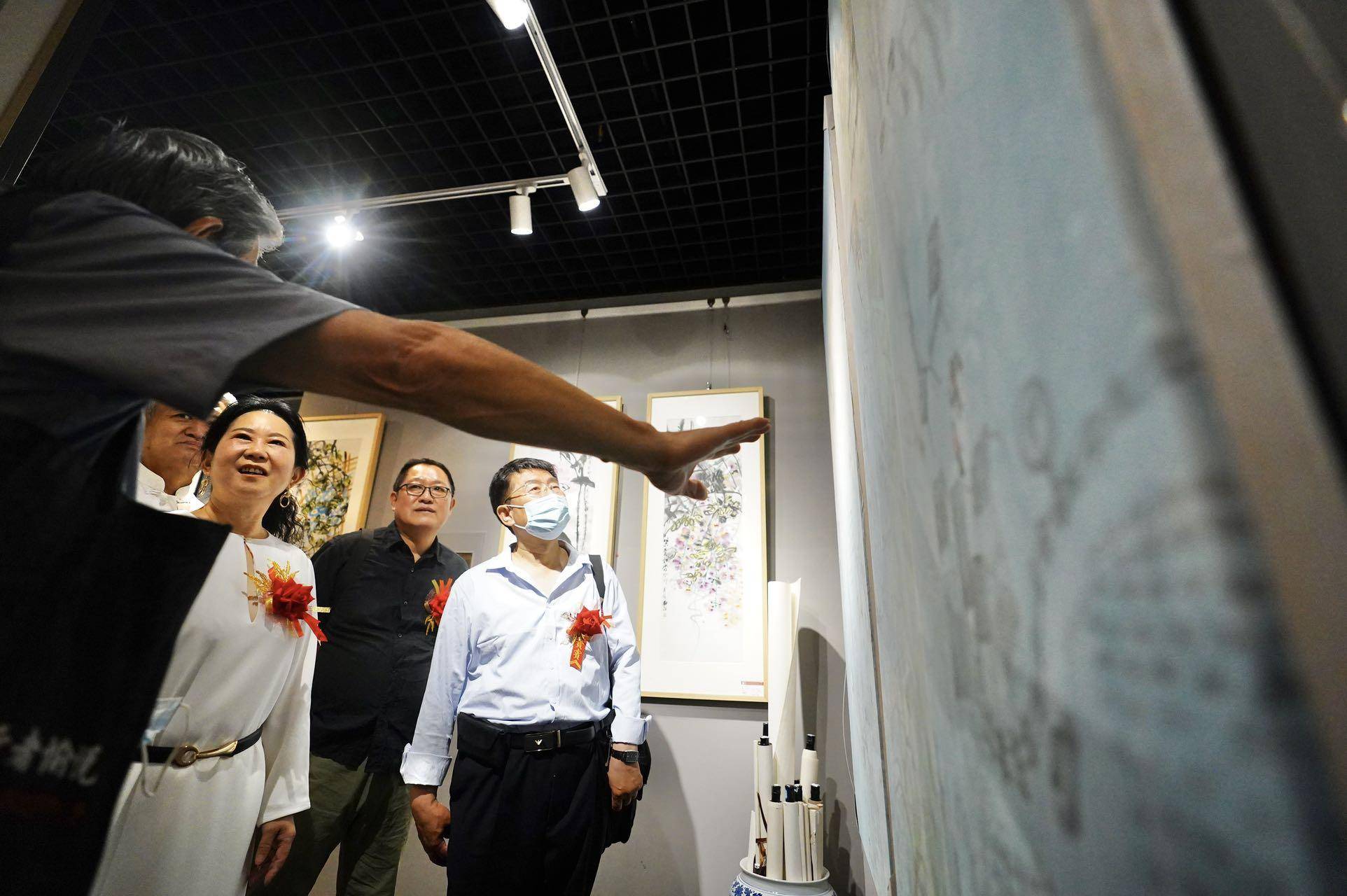 刘颖绘画展在王府井工美大厦开幕_传统_艺术节_作品