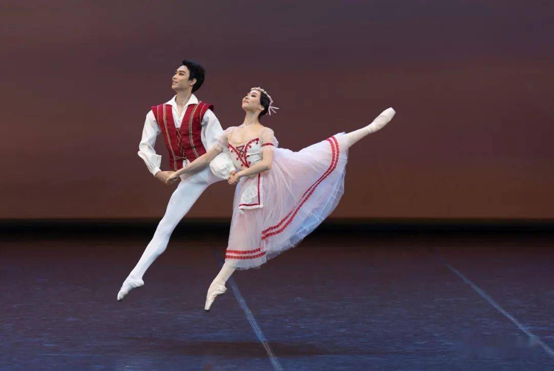 中央芭蕾舞团2023演员年度考核《追梦》在北京天桥剧场精彩上演_作品