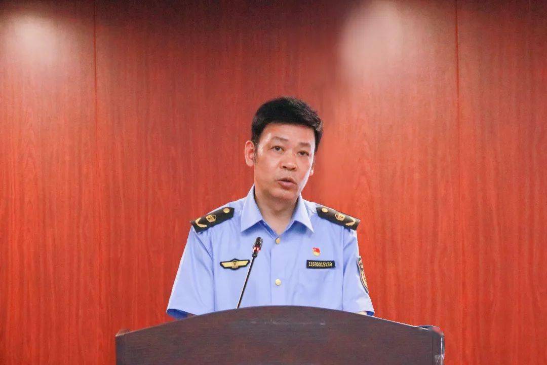 曾恩伟主持召开市生态环境局处室(单位)工作例会_主动_任务_问题