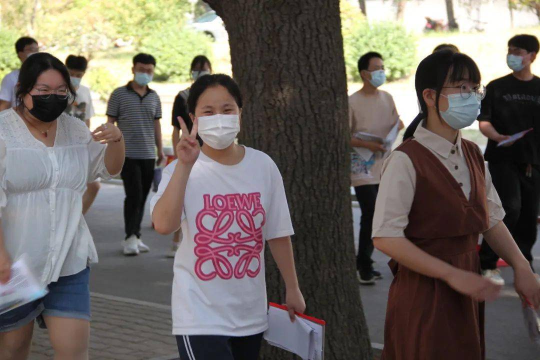 让心中的热血沸腾起来出征啦莱阳一中考点栖霞一中考点烟台一中考点