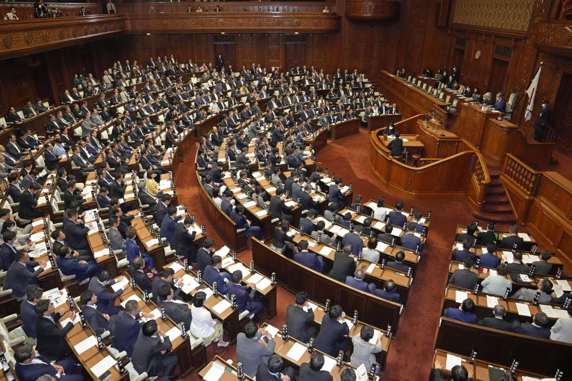 100多年首次！日本众议院通过刑法修正案，将性同意年龄从13岁提高至16岁_手机搜狐网