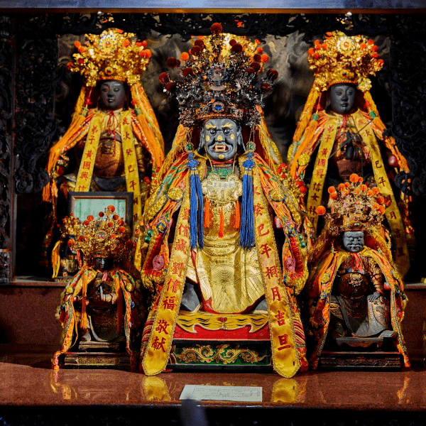 台南市武安宫供奉的南霁云等人的神像在湖南湖北云贵高原等许多地方如