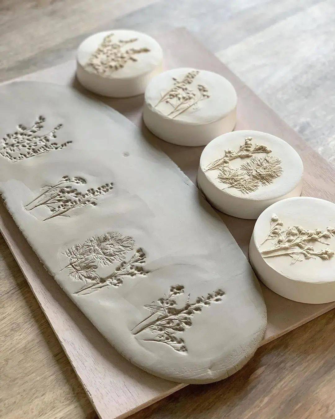 手工diy丨压花陶艺,打造花样特效"新皮肤"!_肌理_装饰_版权