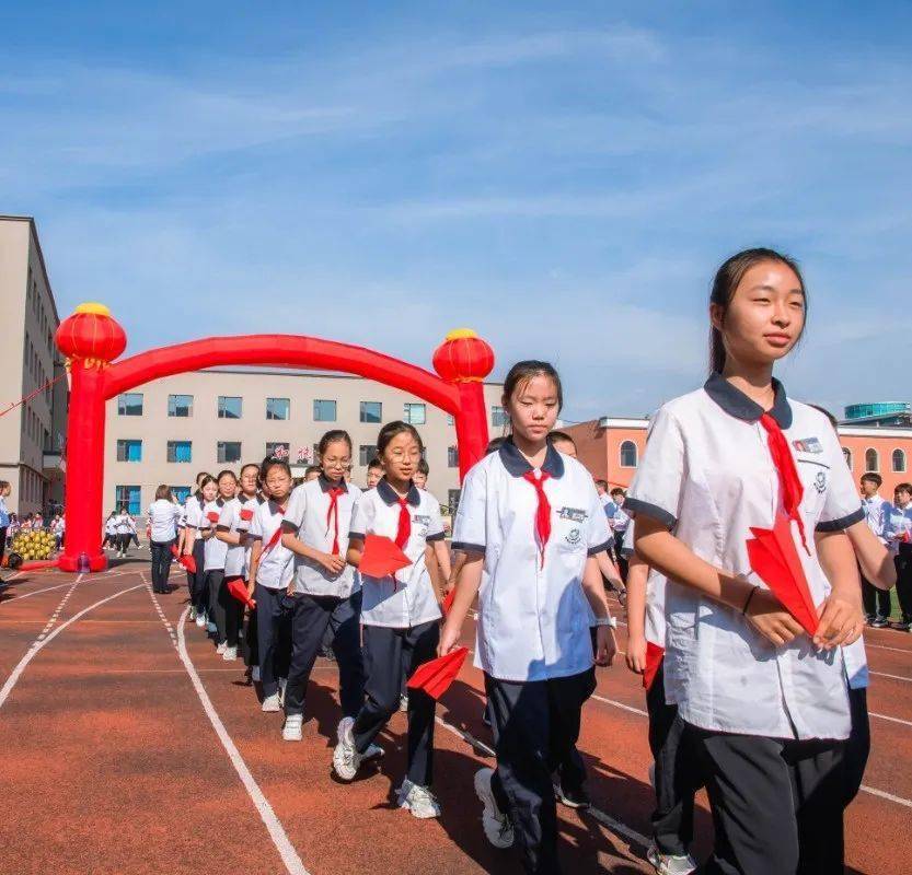 抚松县外国语学校举行2023届六年级 九年级毕业典礼_毕业生_祝福_母校