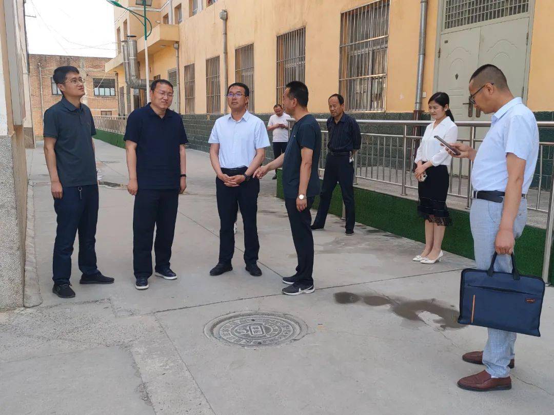 李世龙到白马初中调研指导校园食品安全责任制落实工作_教育_情况