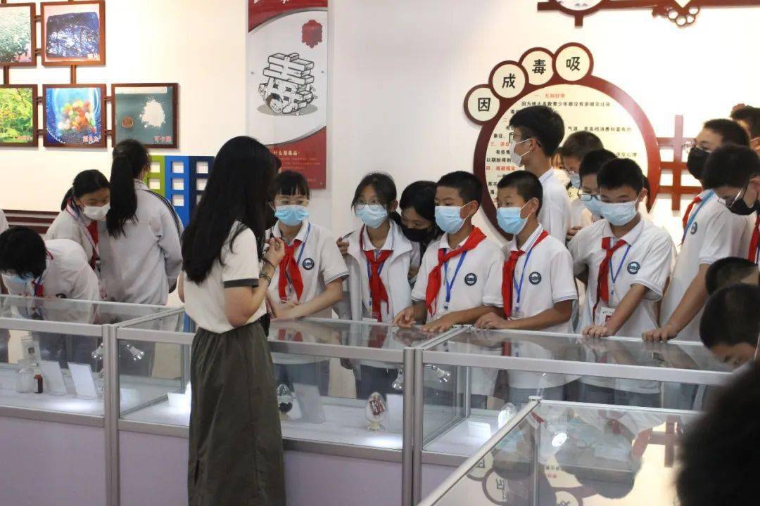 【禁毒教育】漳州七中师生一行到漳州一职校参观漳州市青少年毒品预防