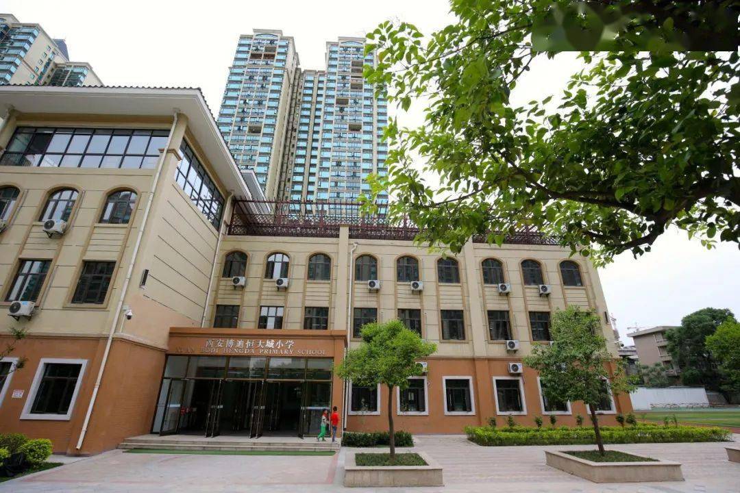 西安莲湖德杰实验小学↑西安博迪学校本部↑西安博迪学校创办于1993年