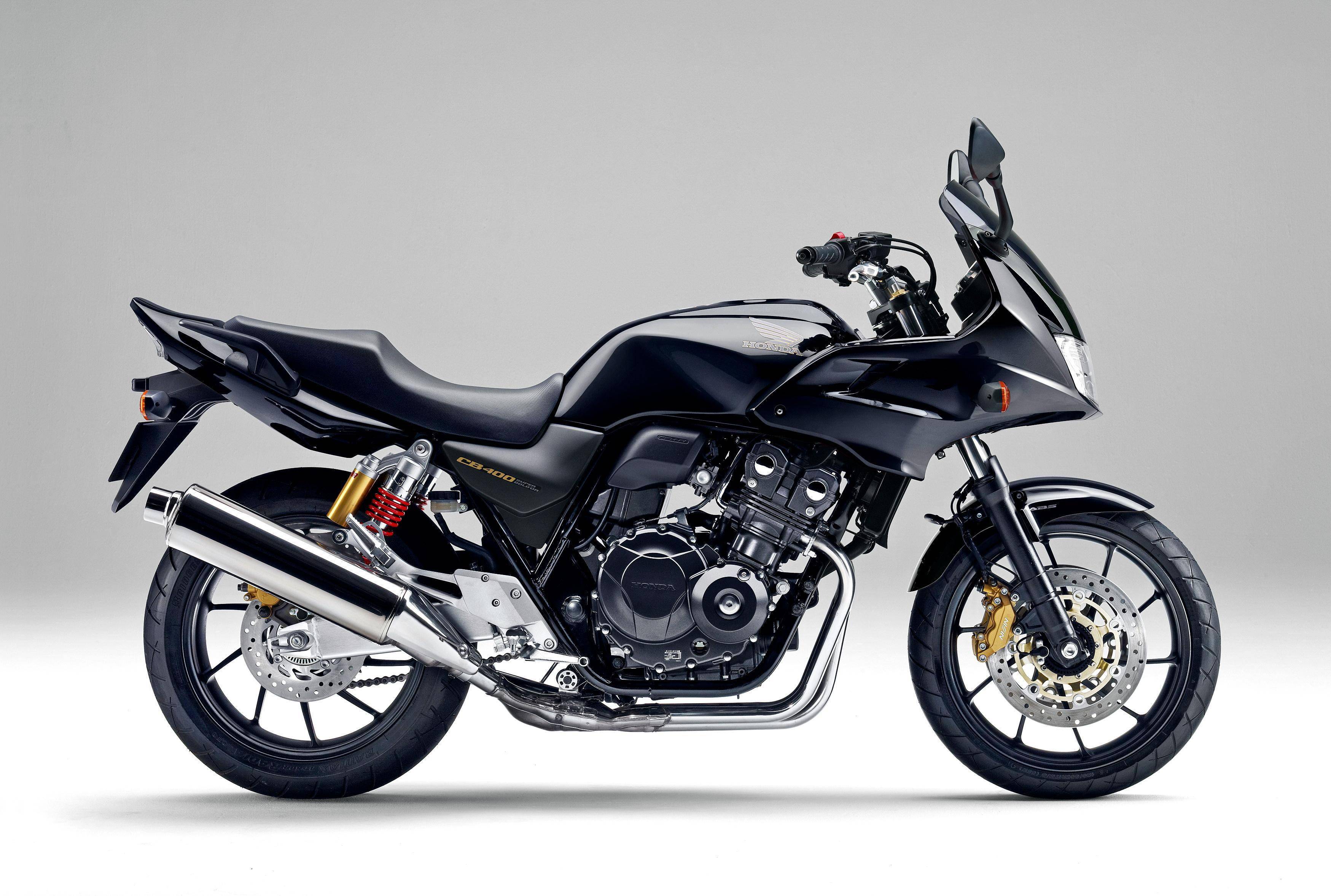 车型历史图库：Honda 四气缸的CB400（6）2014 - 2019_手机搜狐网