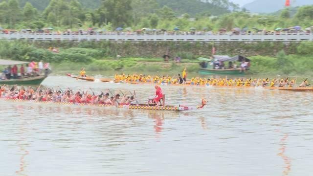 阳西:丹江又闻龙舟鼓 奋楫逐浪勇争先_比赛_阳西县_群众
