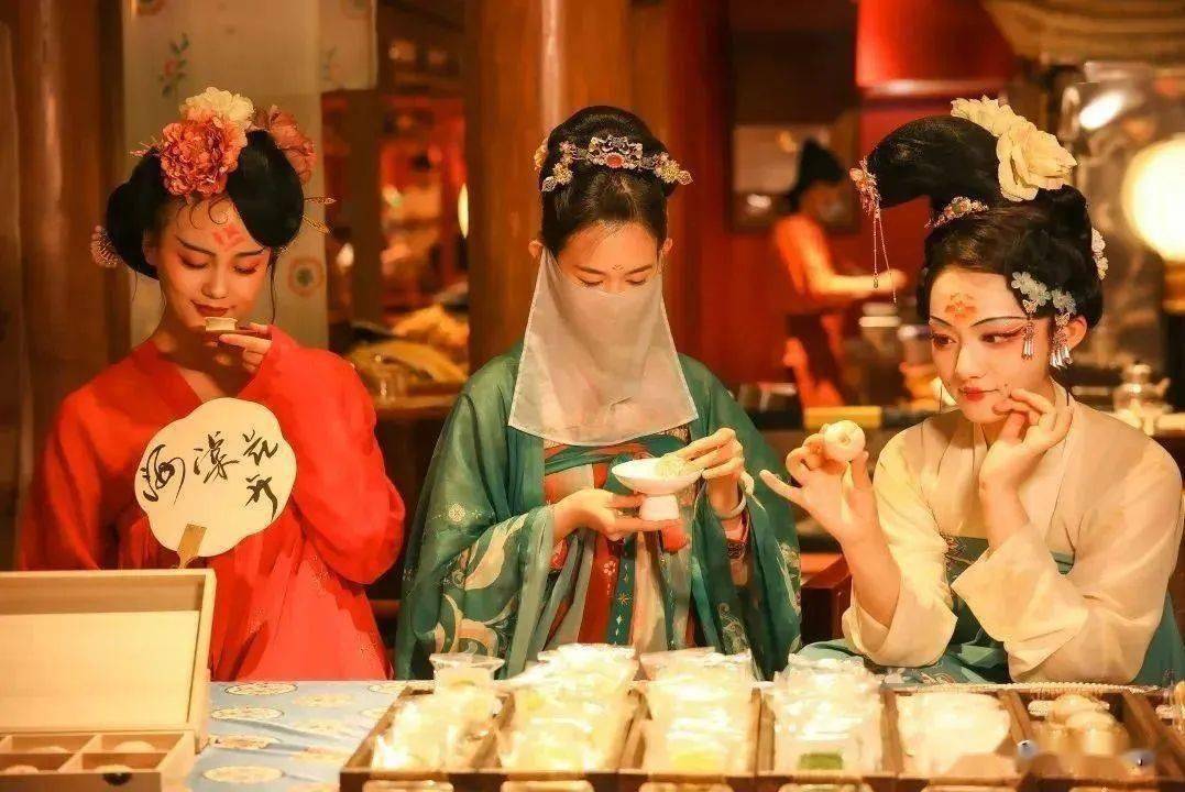 市泽州县大阳镇大东线南侧--大阳古镇景区穿汉服入园免景区首道门票