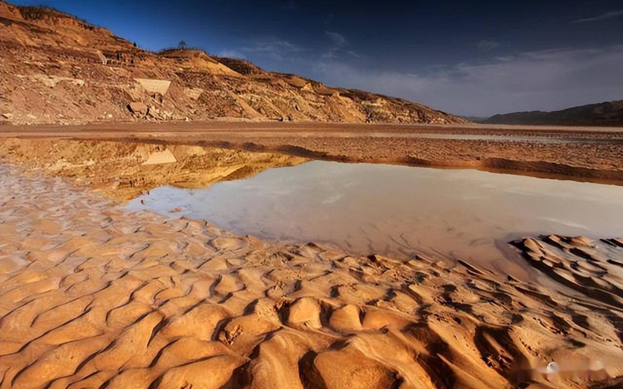 黄河泥沙淤积严重,每年调沙耗水数十亿吨,为何不动用挖沙船?