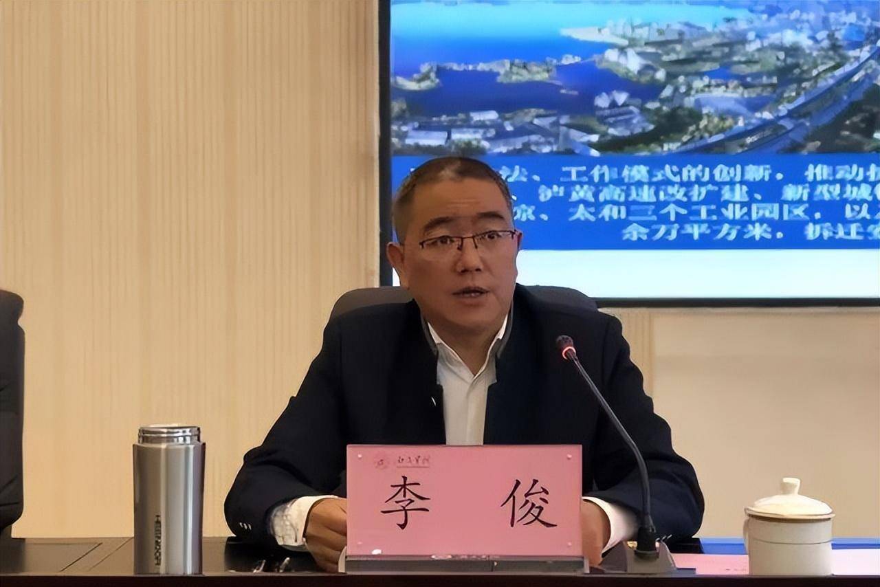 从厦门一对副厅级官员夫妻落马说起,盘点多对典型夫妻档贪官_赵晓波