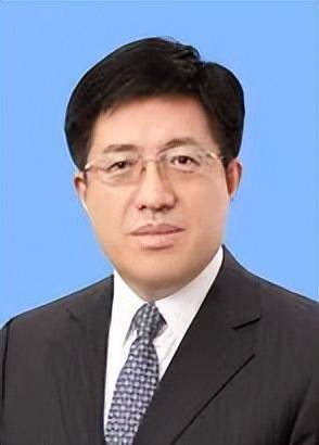 阿东当选团中央书记处第一书记,徐晓,王艺,胡百精