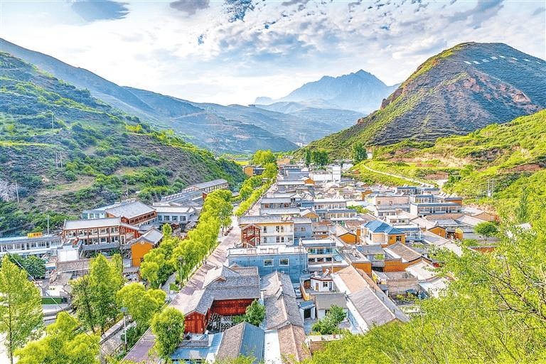 厚积薄发绘新景 ——临潭县冶力关创建国家5a级旅游景区侧记_游客