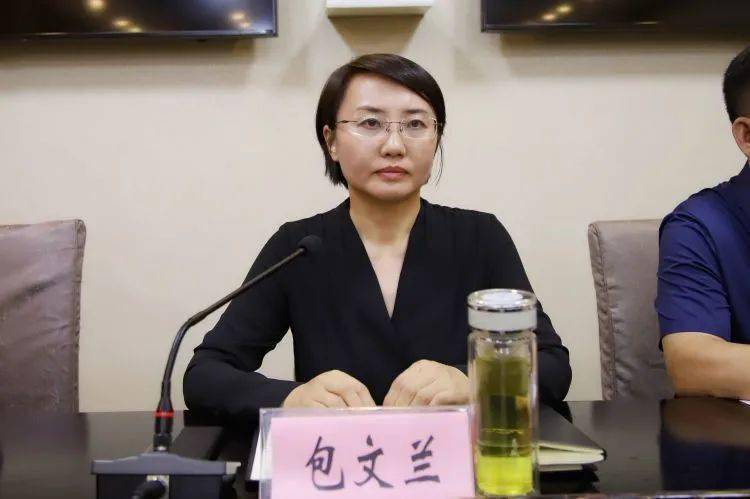 旗领导包文兰,牟铁民,姚彩艳,丁志刚,崔雷雷,单