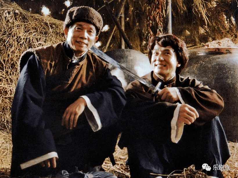 刘家良去世10周年,徒弟徒孙拜祭缅怀,干弟刘家辉瘫痪多年未现身_何麦仍_武术_上山