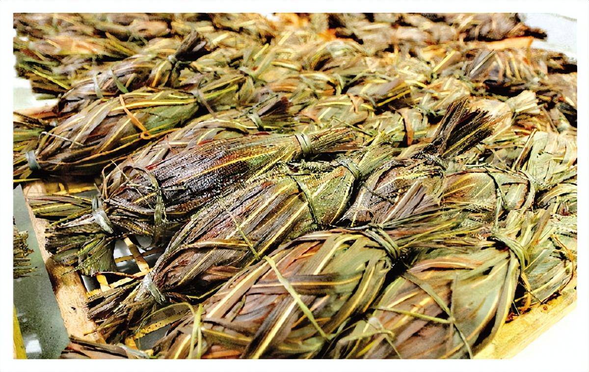 黄茅粽香飘万家_黎继辉_稻草_恭城镇