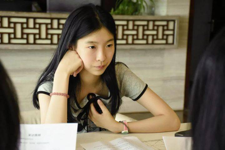 亚运会围棋项目最年轻棋手吴依铭:兴趣是最好的老师_杭州_选拔赛_时候