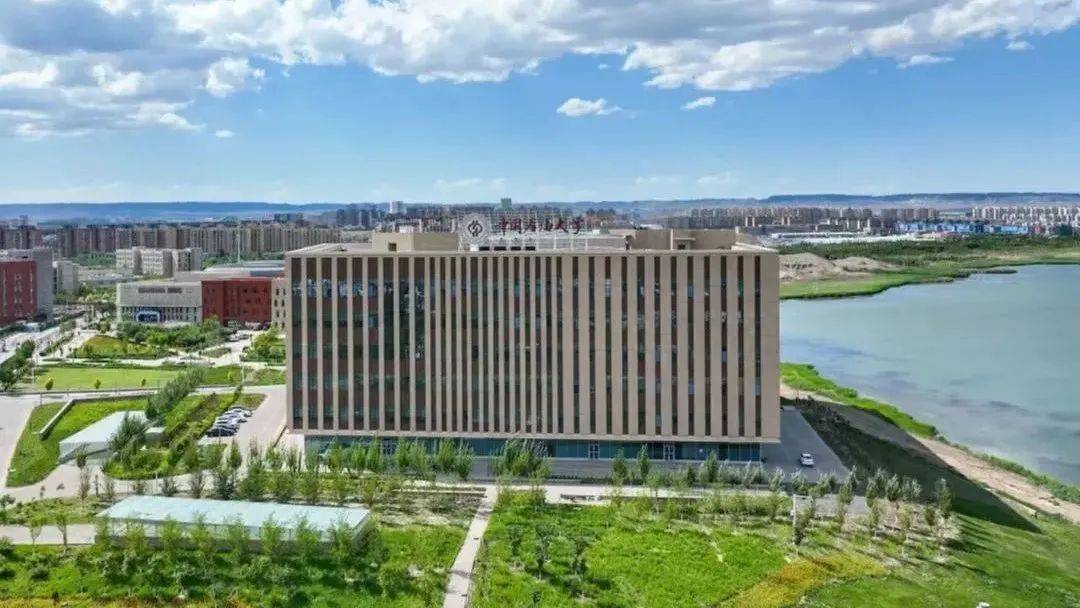 也就是说,只要您家孩子肯在大学期间努力,就有机会在中国石油大学本部