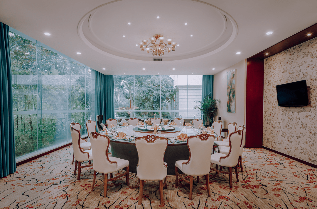 【周末不加价】06699起/2晚--与静思园一墙之隔!